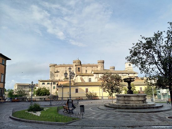 Fontana in piazza IV Novembre